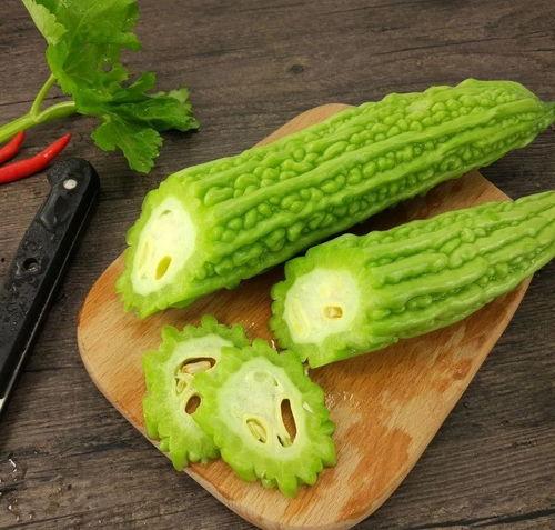 吃瓜非常的甜蜜,尽享夏日美味