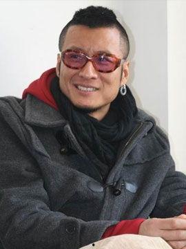 明星孙兴,从足球明星到商界精英的华丽转身