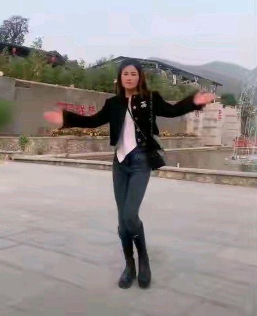 辉县网红哥,网络红人的崛起与影响力